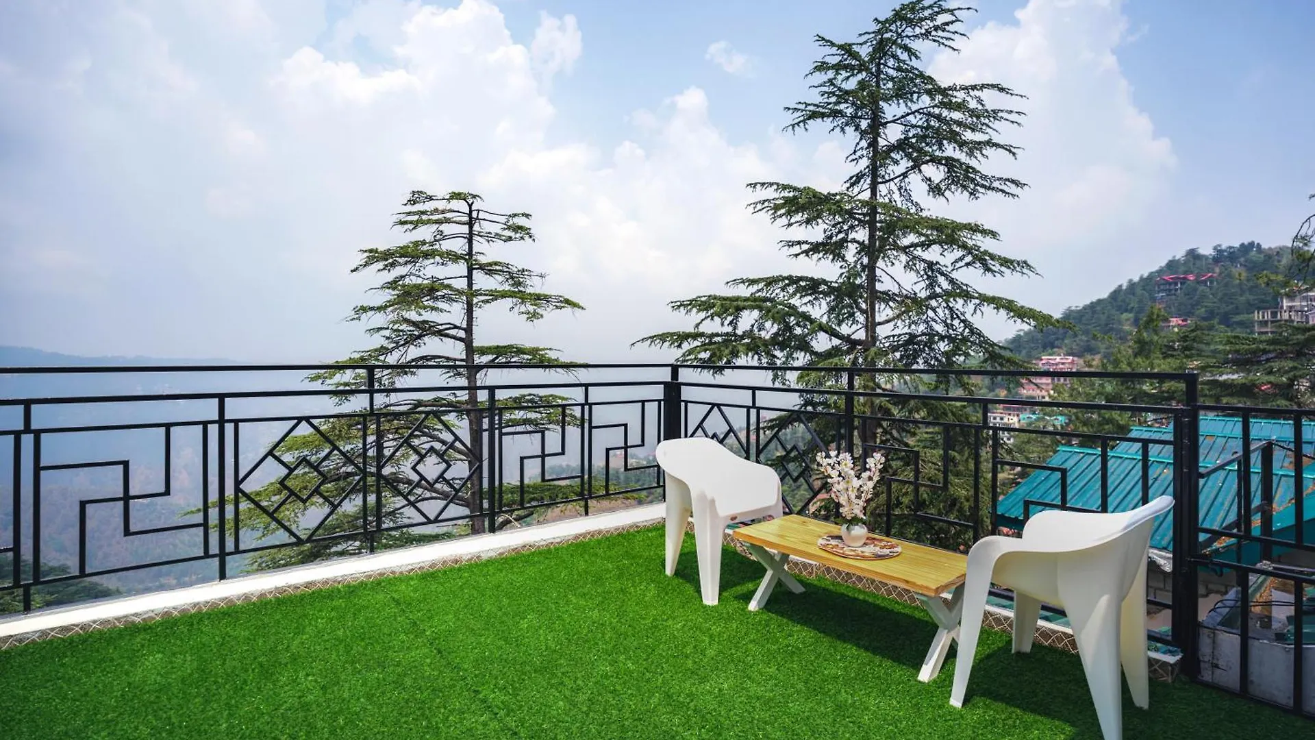 The Sunset Abode 4Br With Valley Views Shimla Apartment