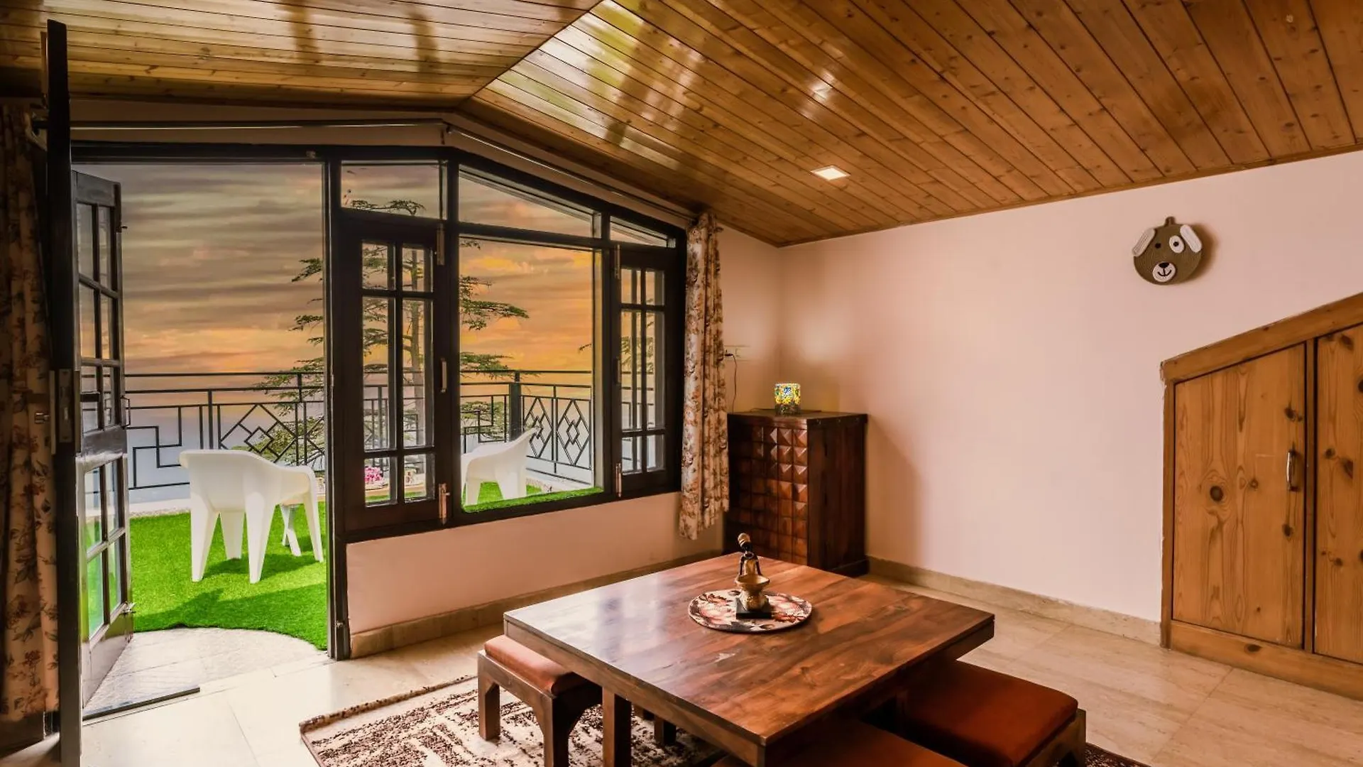 The Sunset Abode 4Br With Valley Views Shimla India