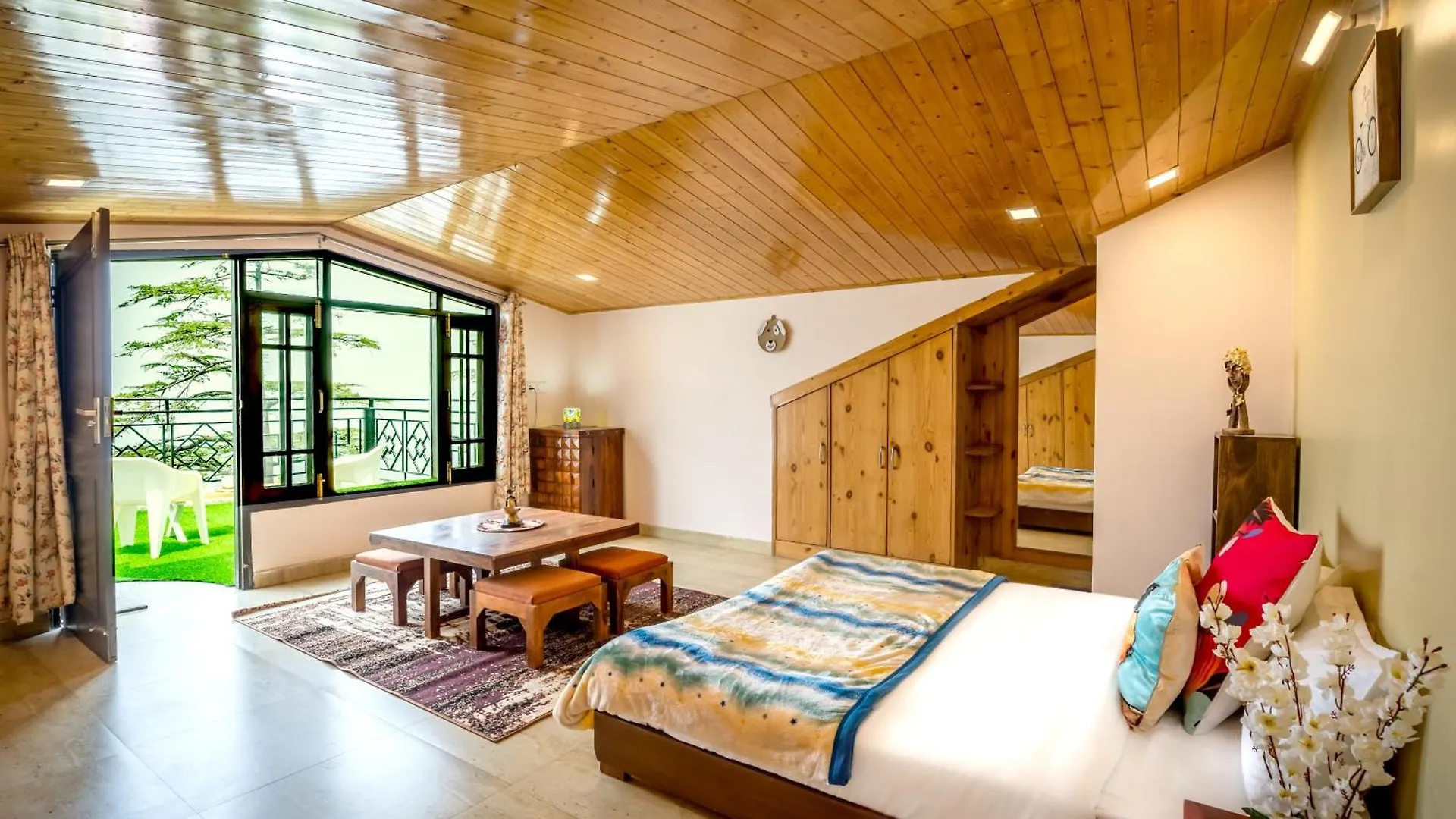 The Sunset Abode 4Br With Valley Views Shimla Apartment
